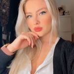 MarieNieves MarieNieves Profile Picture