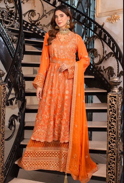 Pakistani Formal Wear Profile Picture